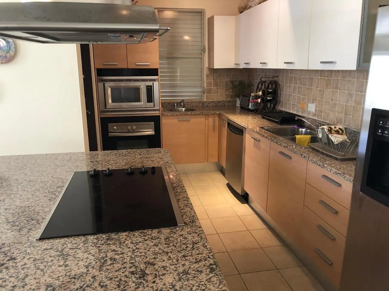 Daire Palmas Del Mar 3 Bedroom 2 Bathroom @ Villas De Palmas II Humacao Porto Riko